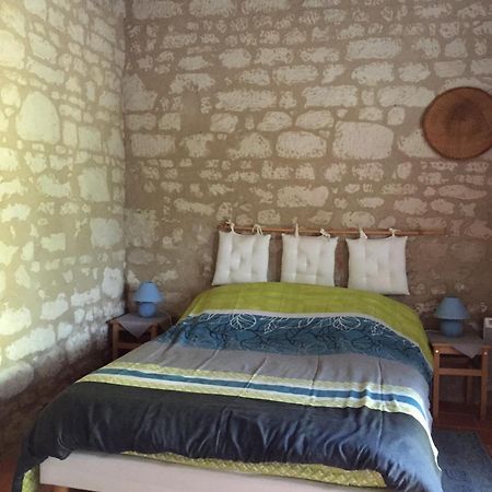 Hotel Les Caves à Ambillou-Château Chambre photo