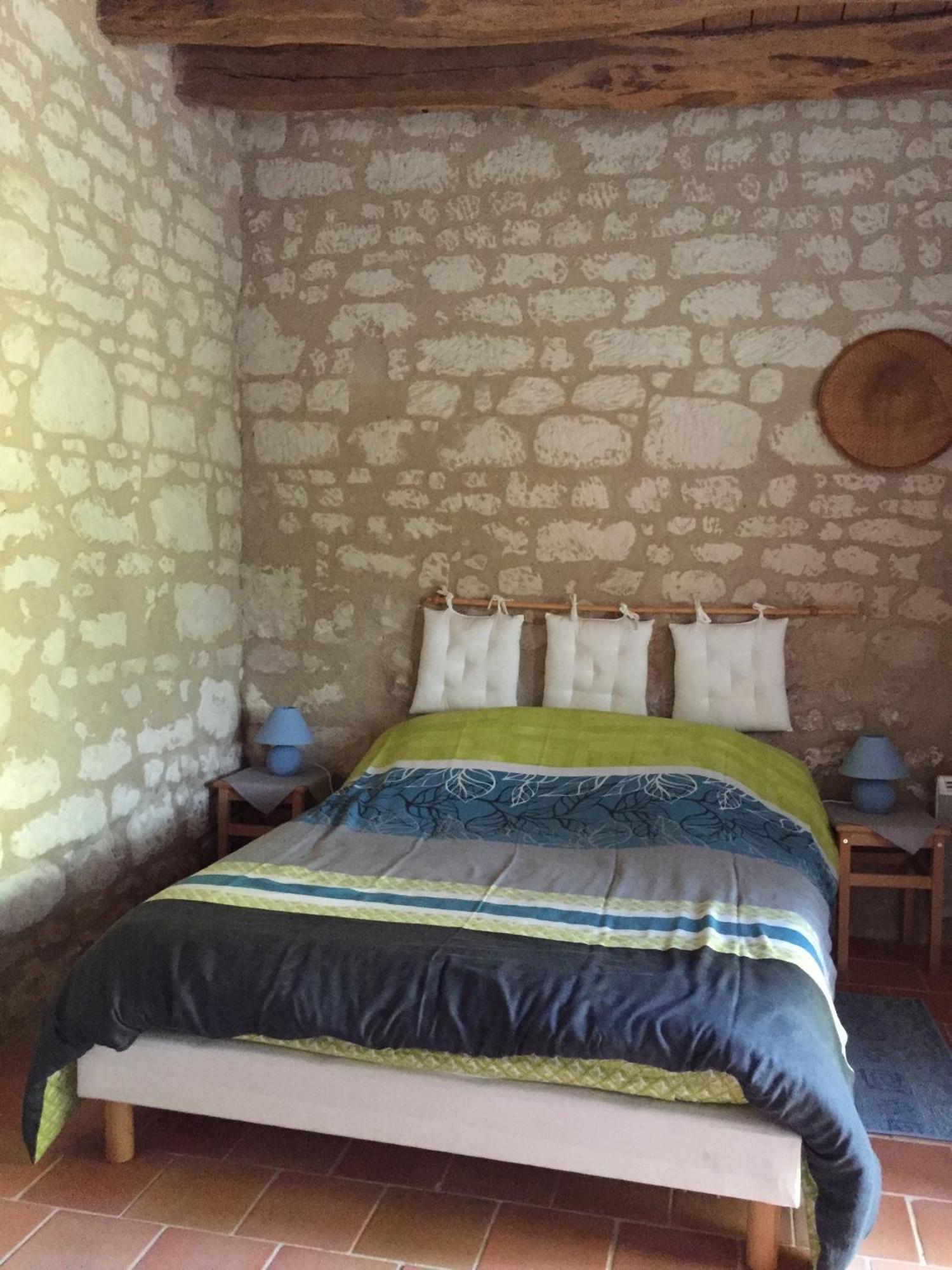 Hotel Les Caves à Ambillou-Château Chambre photo