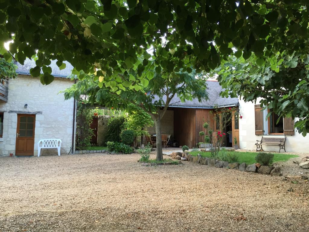 Hotel Les Caves à Ambillou-Château Extérieur photo