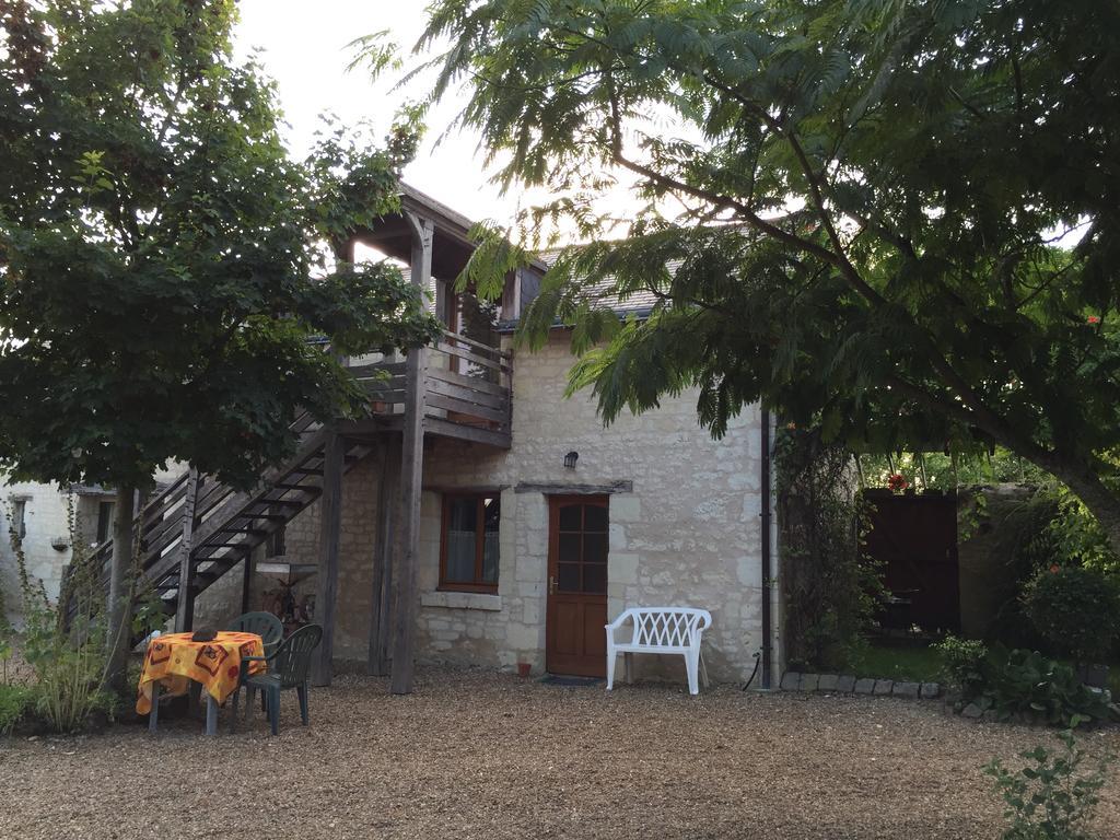 Hotel Les Caves à Ambillou-Château Extérieur photo