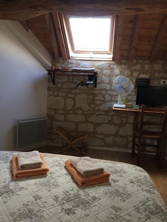 Hotel Les Caves à Ambillou-Château Extérieur photo