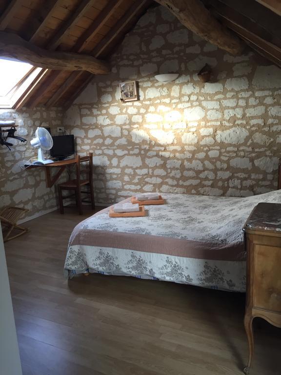 Hotel Les Caves à Ambillou-Château Extérieur photo