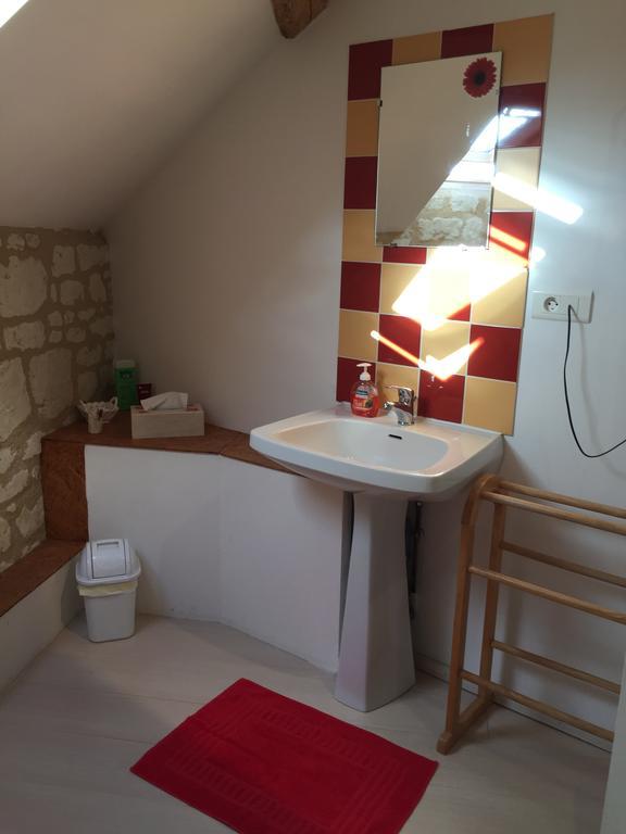 Hotel Les Caves à Ambillou-Château Extérieur photo